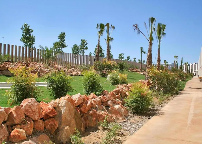 In La Escala Near Els Riells Apartment