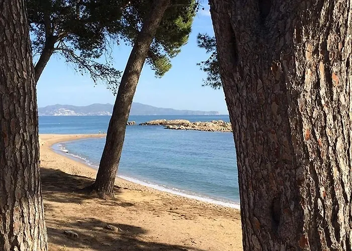 Apartment In La Escala Near Els Riells